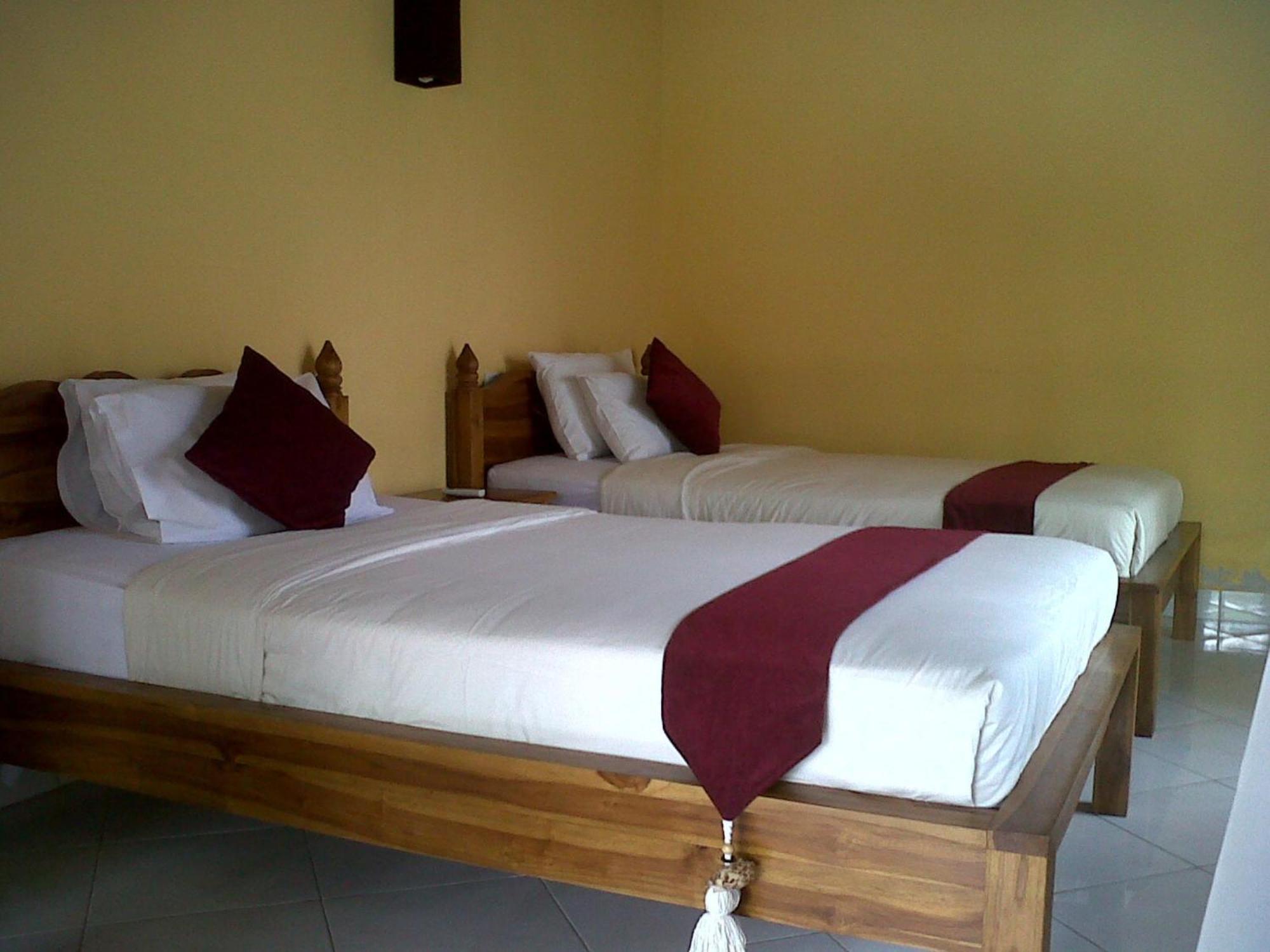 Mutiara Bali Hotell Candidasa Exteriör bild