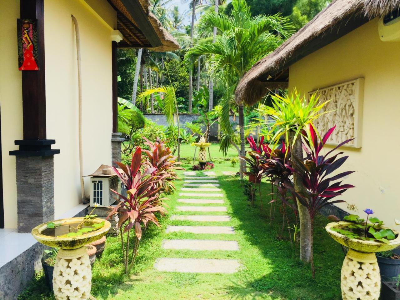 Mutiara Bali Hotell Candidasa Exteriör bild