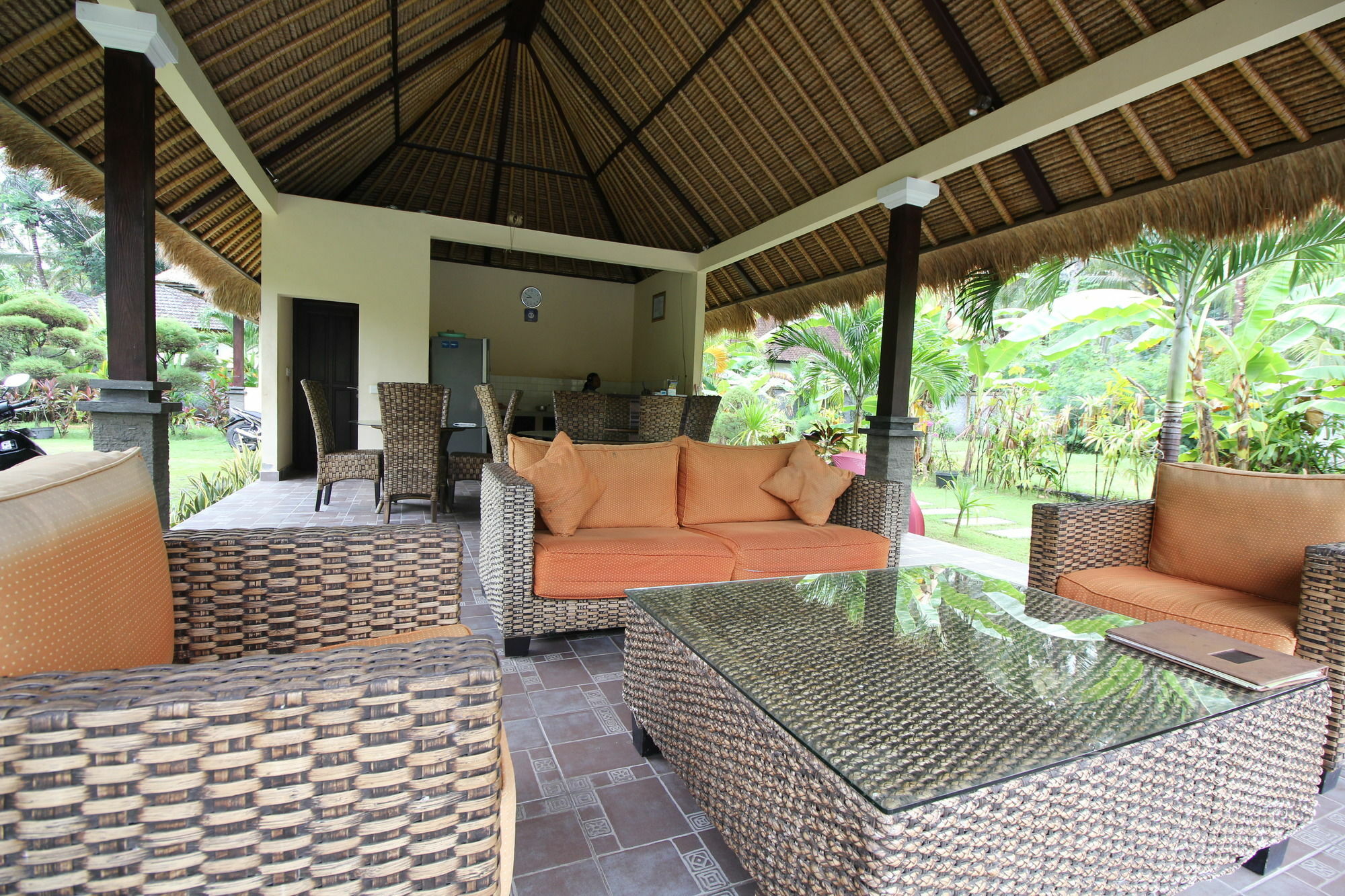 Mutiara Bali Hotell Candidasa Exteriör bild