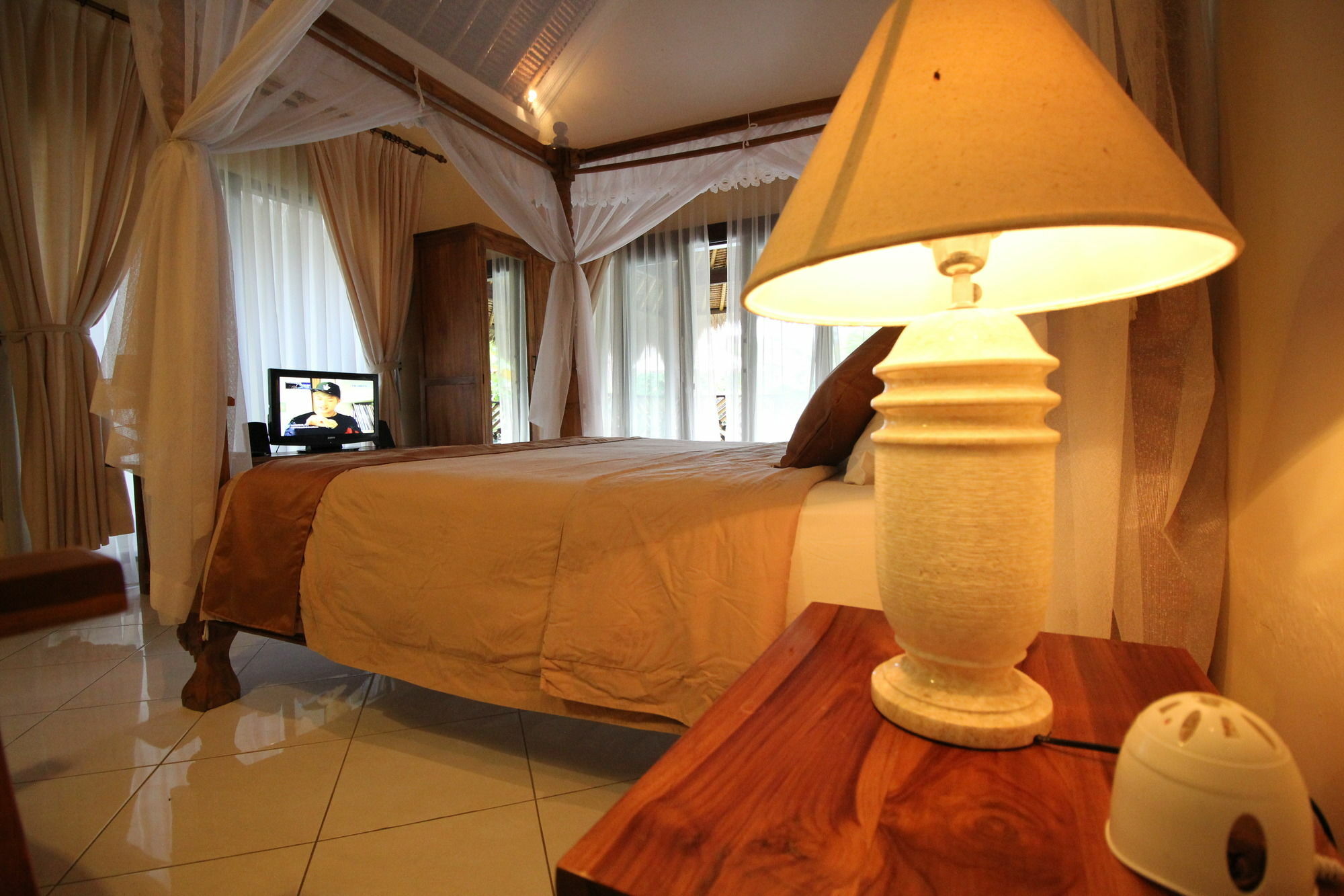 Mutiara Bali Hotell Candidasa Exteriör bild